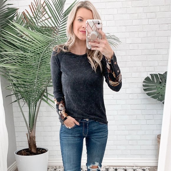 Mineral Wash Long-Sleeve With Floral & Button Detail on Sleeve - Picture 2 of 9